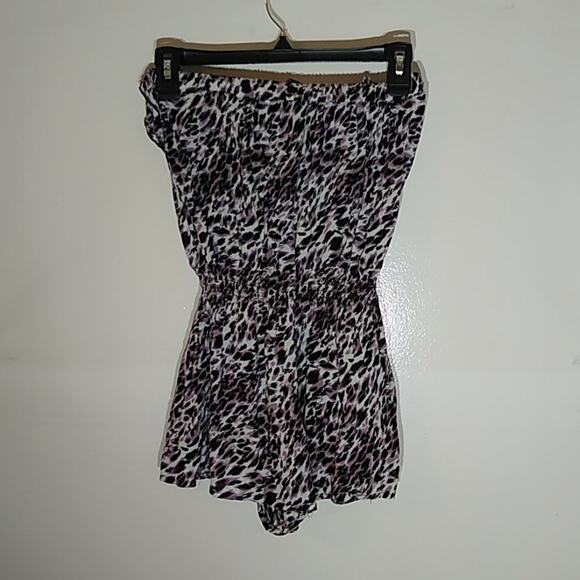 Fcny Women's Size Small animal print romper - Picture 5 of 9